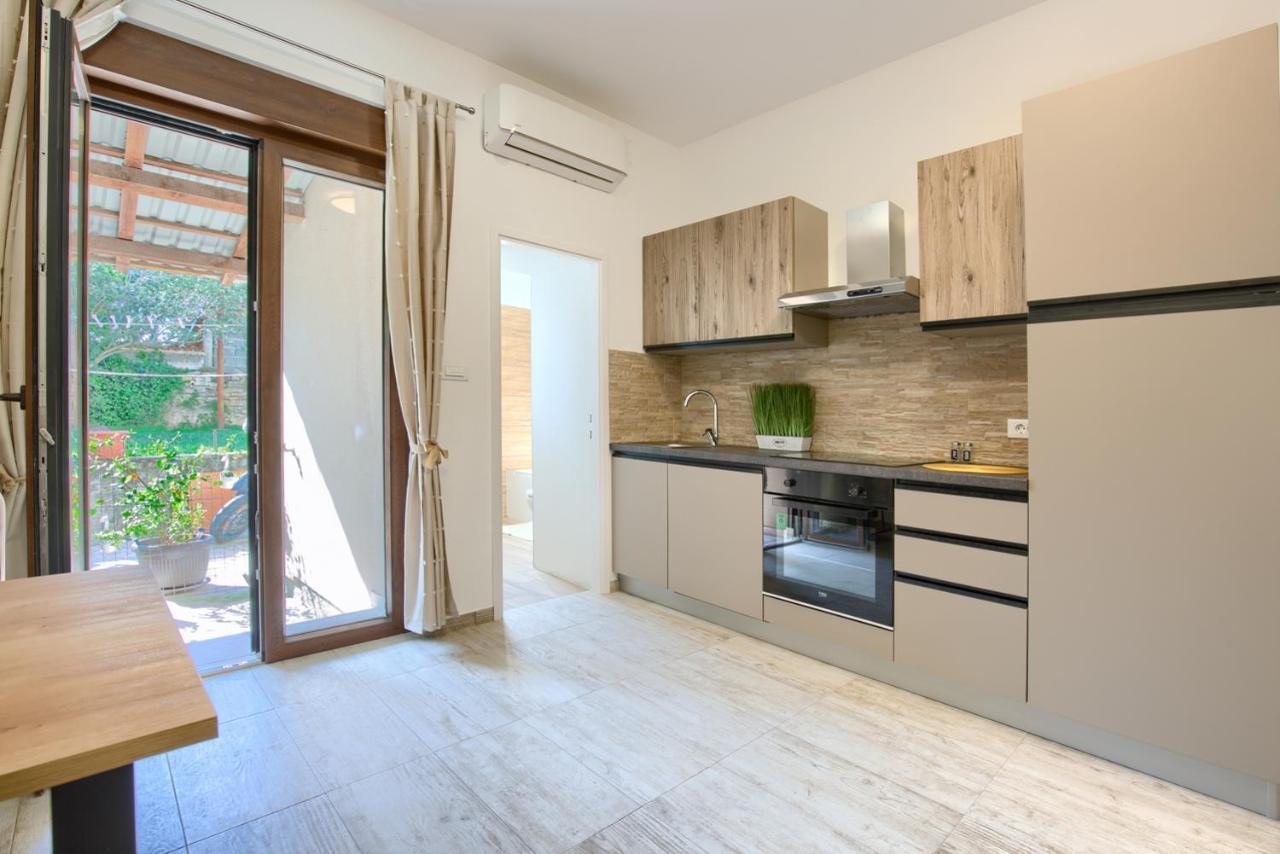 Amphitheater 3+2 Modern Apartment With Terrace, Wifi, Netflix Πούλα Εξωτερικό φωτογραφία